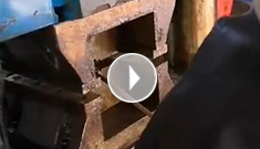 辰力公司鋼絲繩壓套機操作簡單，容易上手，看美女操作的多專業